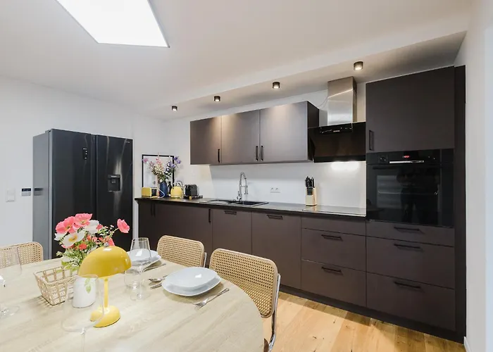 Happy Vibes Apartament Pasawa